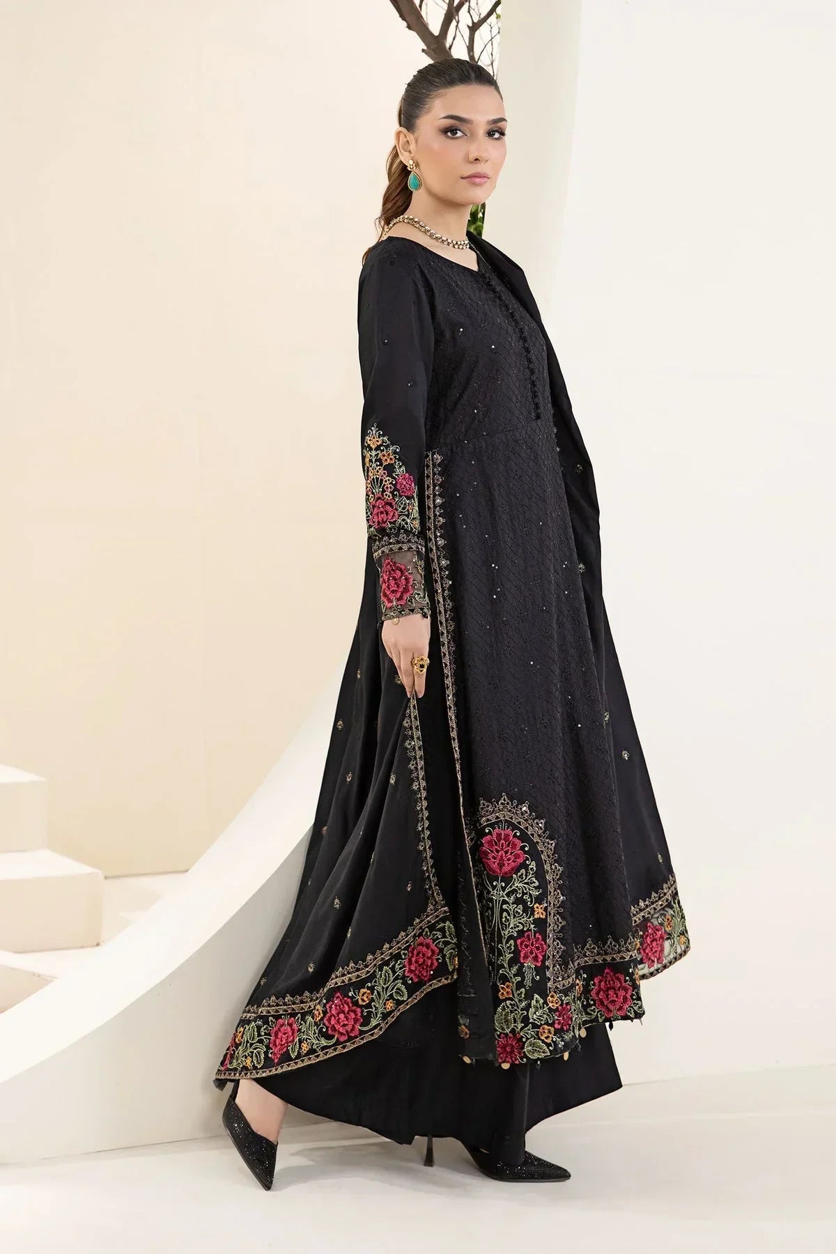 LUXURY PREMIUM EMB 3PC LAWN 2026