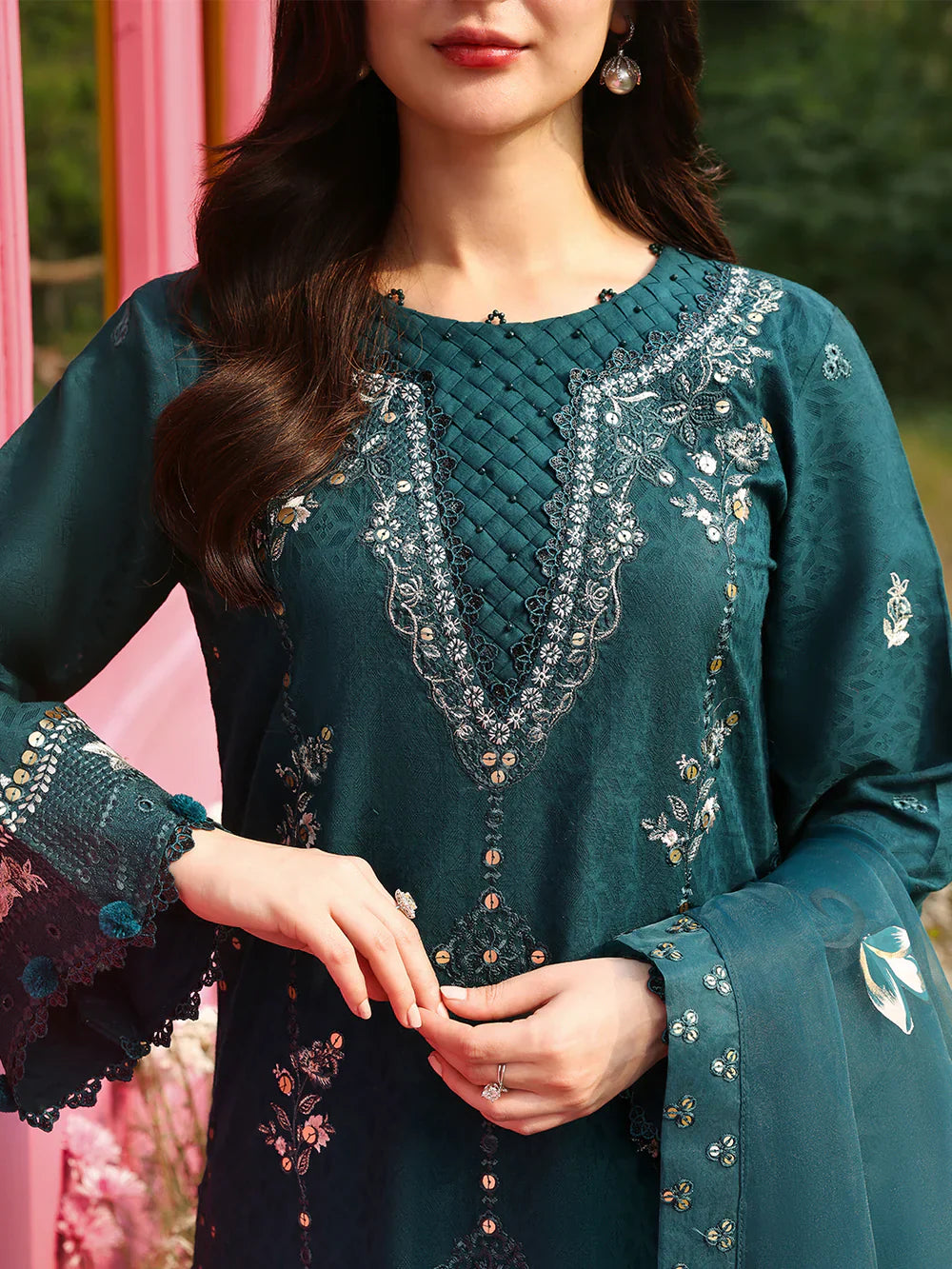 Sadaf Fawad Khan Siraa Embroidered Lawn Unstitched 3Pc Suit D08-B KOI